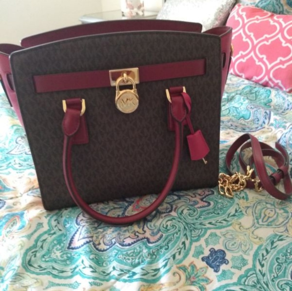 Michael Kors purse/bag
